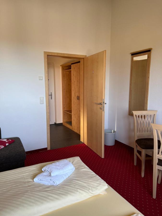 Gaststaette & Pension Waldschloesschen Oberhof  Dış mekan fotoğraf