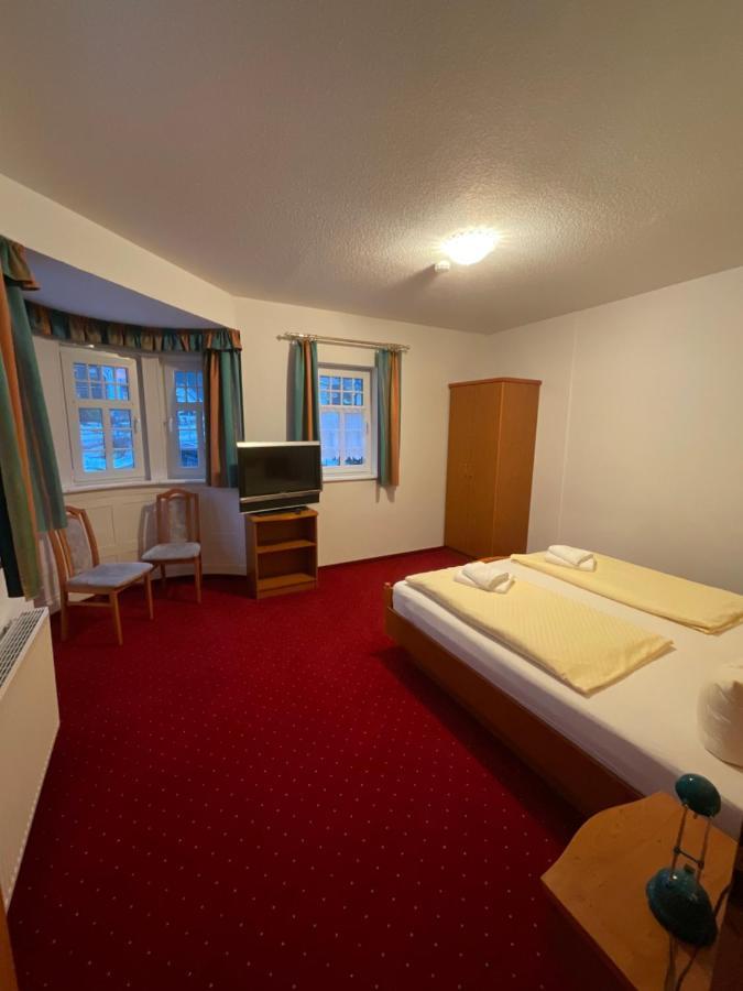Gaststaette & Pension Waldschloesschen Oberhof  Dış mekan fotoğraf