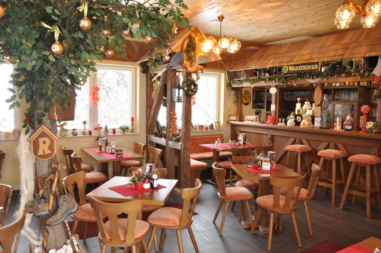 Gaststaette & Pension Waldschloesschen Oberhof  Dış mekan fotoğraf