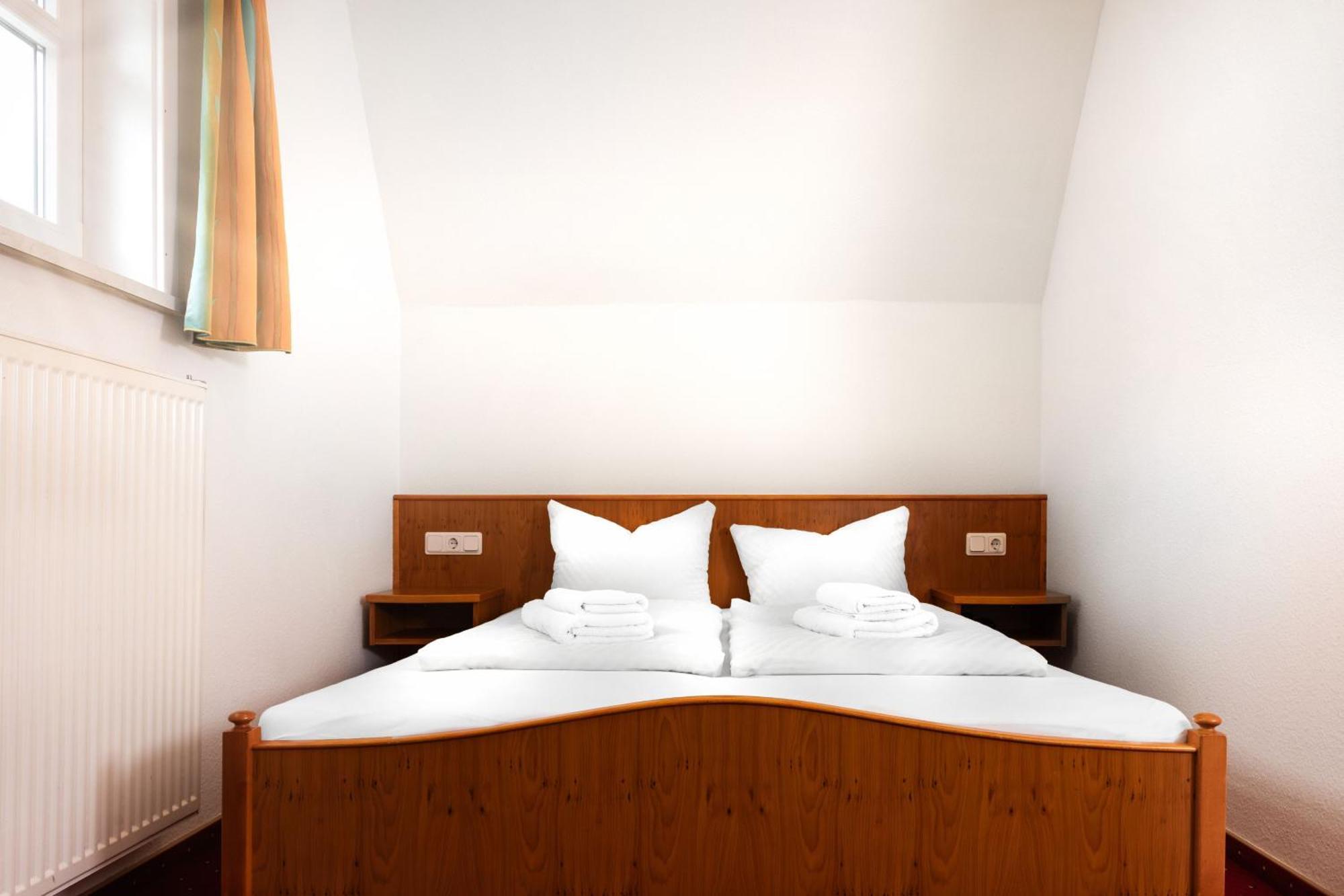 Gaststaette & Pension Waldschloesschen Oberhof  Dış mekan fotoğraf